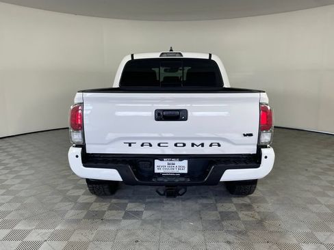 Used 2023 Toyota Tacoma TRD Off-Road w/ TRD Premium Off Road Package AWD/4WD image 26