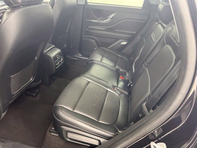 Used 2022 Lincoln Corsair AWD w/ Premium Package image 11