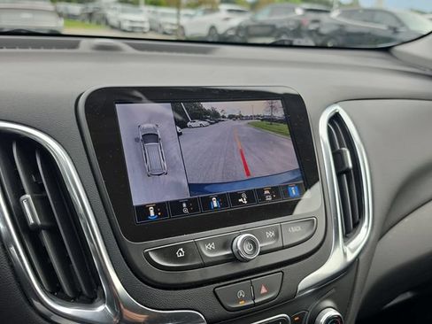 Used 2024 Chevrolet Equinox LT FWD image 26