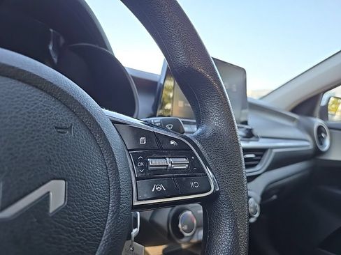 Used 2023 Kia Forte LXS FWD image 15