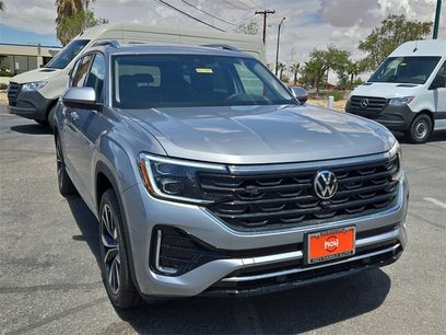 New 2025 Volkswagen Atlas SEL Premium R-Line