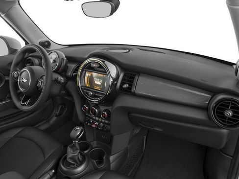 Used 2018 MINI Cooper 2-Door Hardtop FWD image 16