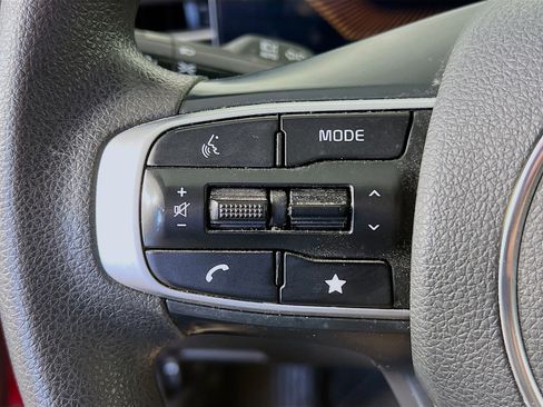 Used 2025 Kia K5 LXS image 14