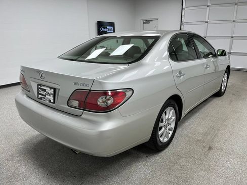 Used 2003 Lexus ES 330 FWD image 10