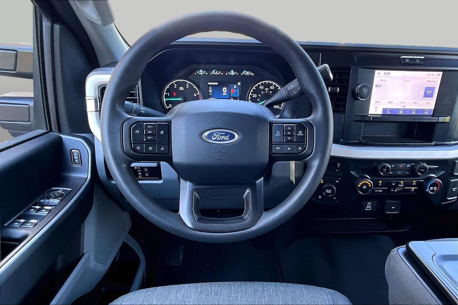 Used 2025 Ford F350 XL w/ STX Appearance Package AWD/4WD image 5