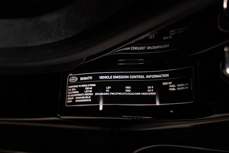 Used 2022 Bugatti Chiron Super Sport AWD/4WD image 32