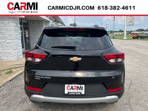 Used 2026 Chevrolet TrailBlazer LT AWD/4WD image 5