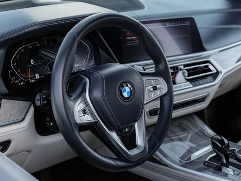 Used 2019 BMW X7 xDrive40i w/ Dynamic Handling Package AWD/4WD image 15