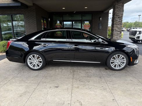 Used 2018 Cadillac XTS Luxury FWD image 5