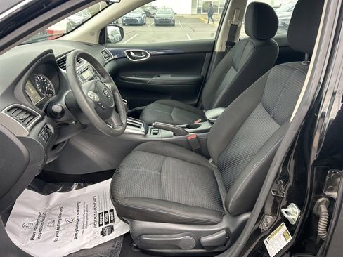 Used 2017 Nissan Sentra SR w/ SR Midnight Edition image 2