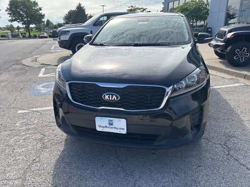 Used 2020 Kia Sorento LX FWD image 10