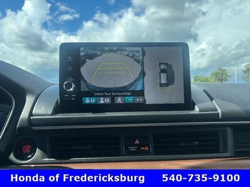 Used 2024 Honda Pilot Elite image 24