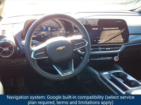 New 2026 Chevrolet Equinox EV LT image 2