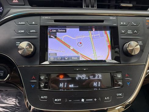 Used 2015 Toyota Avalon XLE Touring image 17