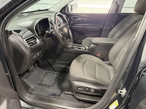 Used 2020 Chevrolet Equinox LT image 12