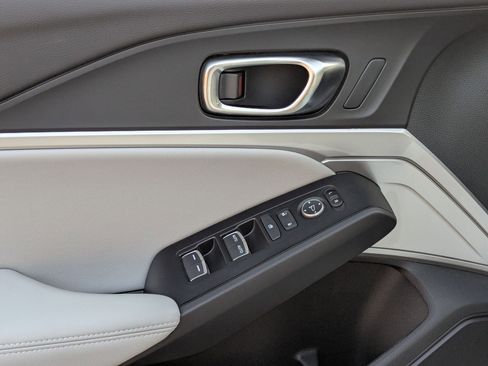 Certified 2025 Acura Integra image 12