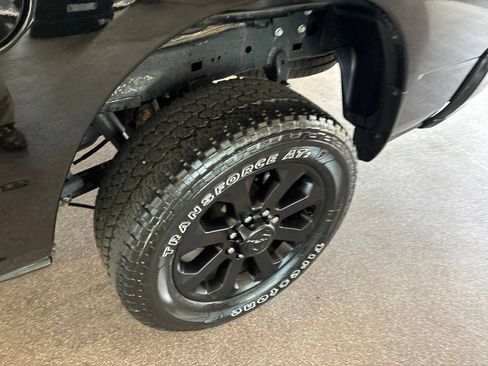 Certified 2025 RAM 2500 Big Horn AWD/4WD image 10