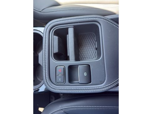 Used 2025 Ford Mustang Mach-E Select w/ Comfort Package Lite RWD image 27
