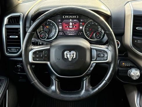 Used 2019 RAM 1500 Laramie RWD image 14