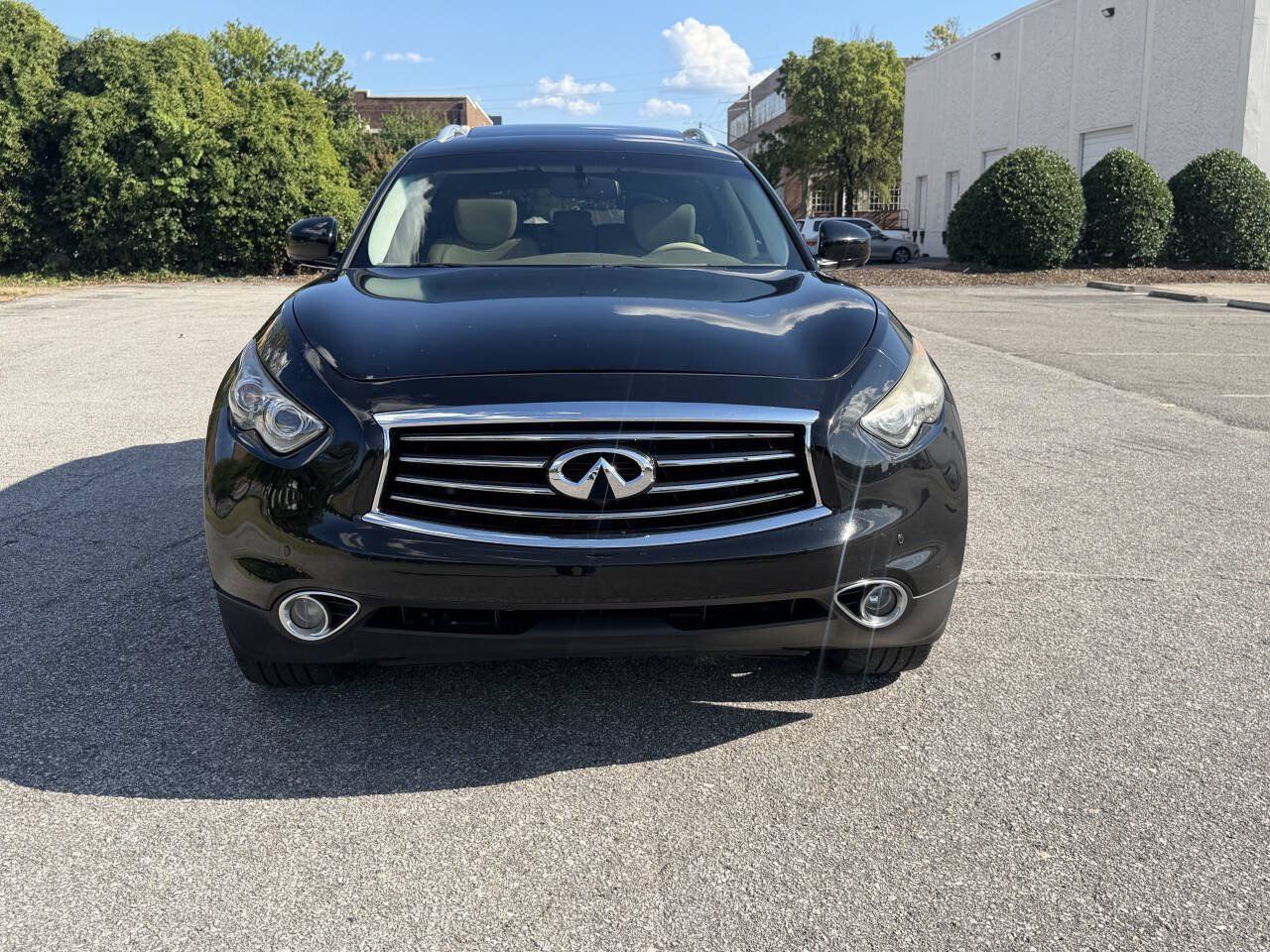 Used 2014 INFINITI QX70 2WD w/ Premium Package image 3