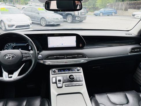 Used 2021 Hyundai Palisade Limited FWD image 9