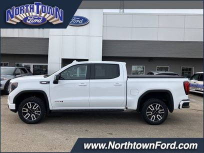 Used 2025 GMC Sierra 1500 AT4 w/ AT4 Premium Package