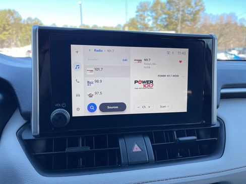 Used 2024 Toyota RAV4 XLE w/ Convenience Package image 10