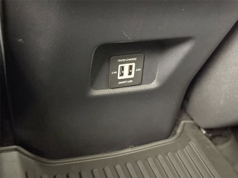 Certified 2024 Toyota RAV4 LE AWD/4WD image 33