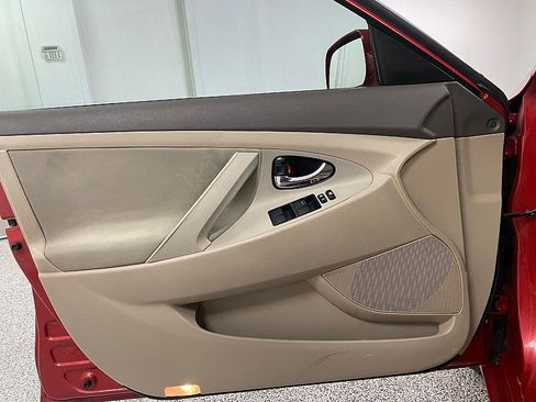 Used 2009 Toyota Camry Hybrid image 18