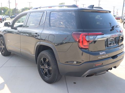 Used 2022 GMC Acadia AT4 w/ Technology Package AWD/4WD image 7