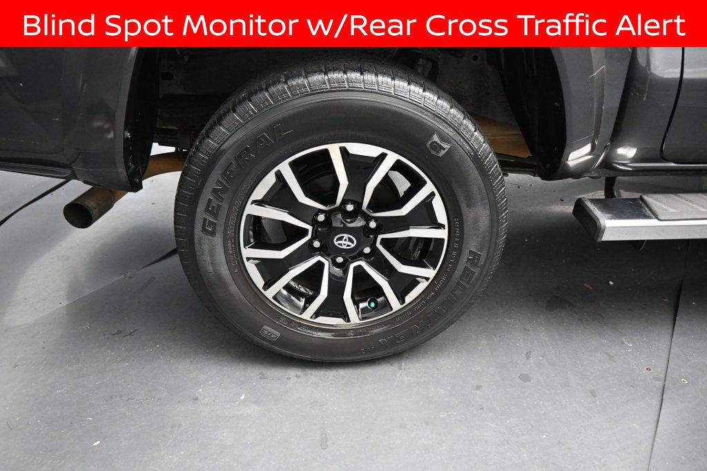 Used 2021 Toyota Tacoma TRD Sport w/ Technology Package RWD image 20