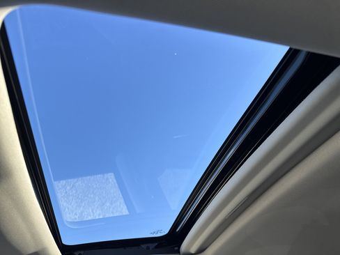 Used 2024 Honda CR-V EX-L image 14