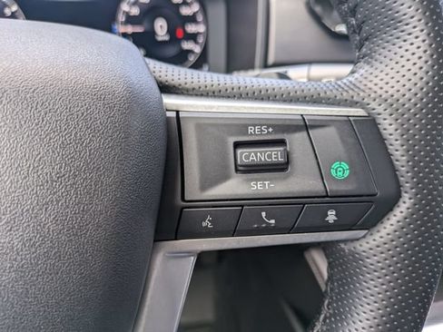 Used 2024 Mitsubishi Outlander SEL FWD image 25