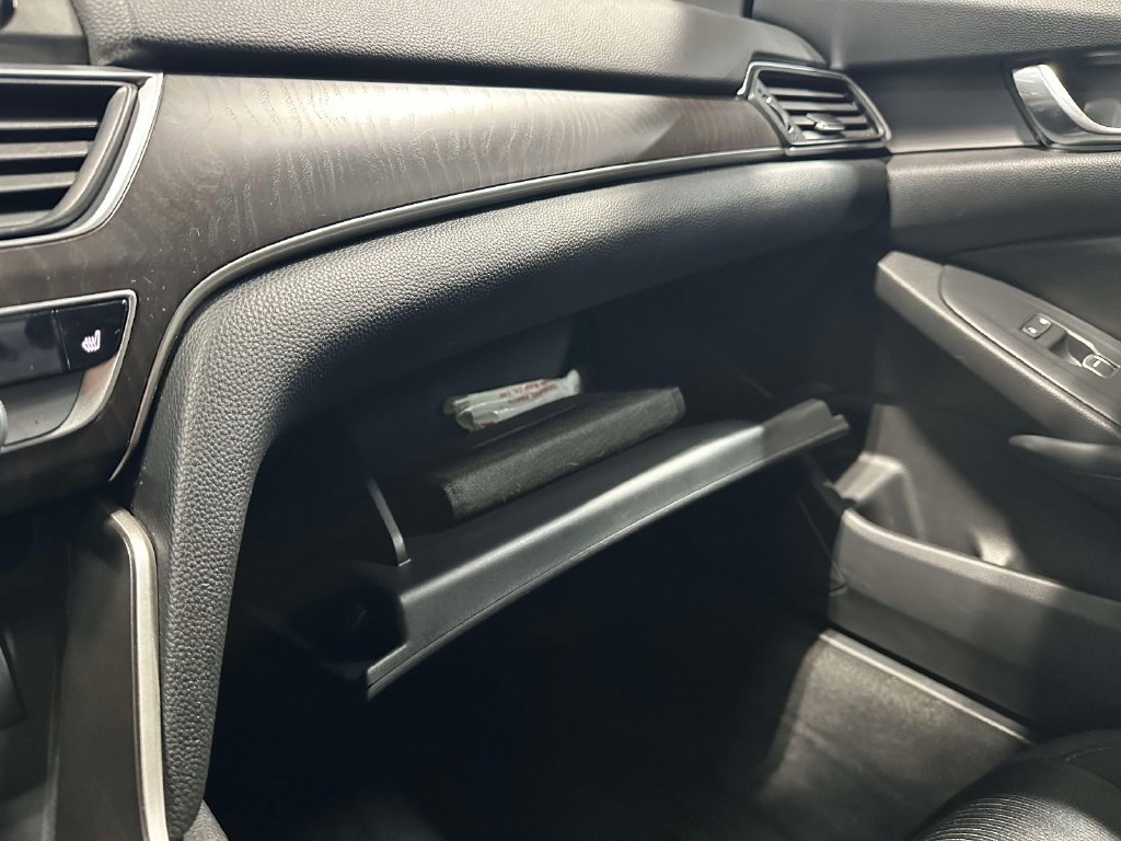Used 2019 Honda Accord EX image 15