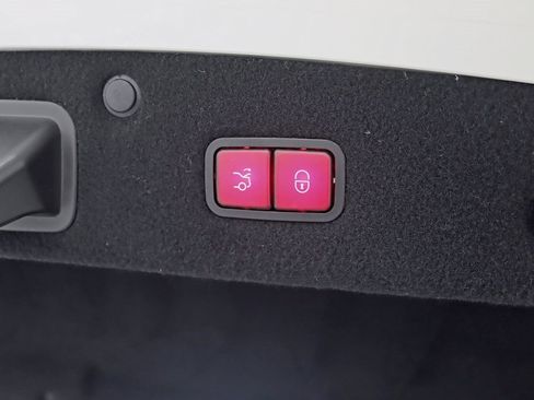 Used 2019 Mercedes-Benz S 560 4MATIC Coupe image 46