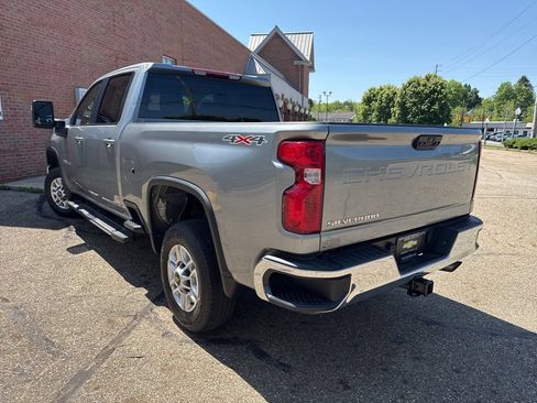 Used 2025 Chevrolet Silverado 2500 LT w/ Convenience Package AWD/4WD image 7