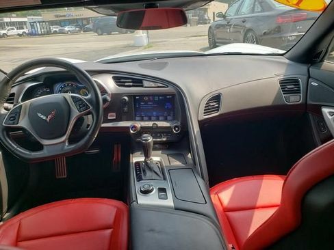 Used 2019 Chevrolet Corvette Stingray Coupe w/ Battery Protection Package RWD image 17