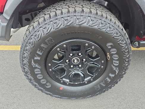 New 2026 Ford Bronco Big Bend w/ Black Diamond Package AWD/4WD image 5