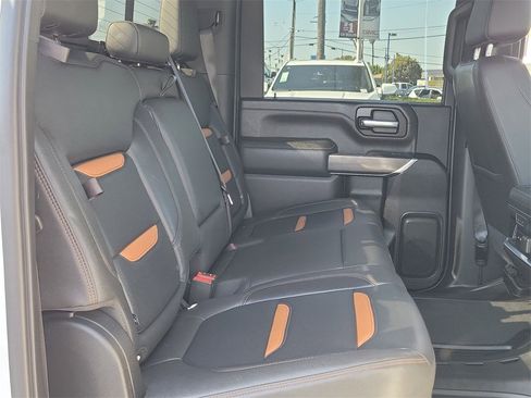 Certified 2023 GMC Sierra 2500 AT4 w/ AT4 Preferred Package image 28