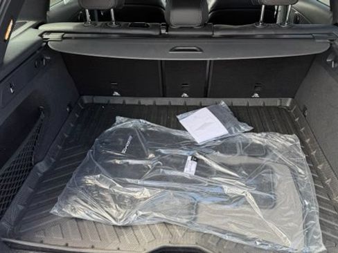 Used 2022 Mercedes-Benz GLC 300 4MATIC image 13