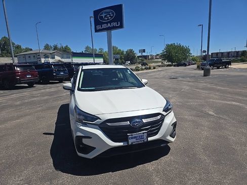 Used 2025 Subaru Legacy Premium AWD/4WD image 3