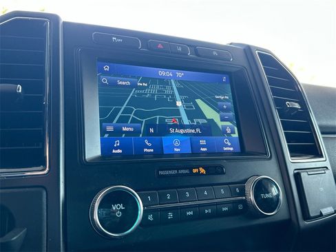 Used 2020 Ford Expedition Limited w/ Equipment Group 301A image 26