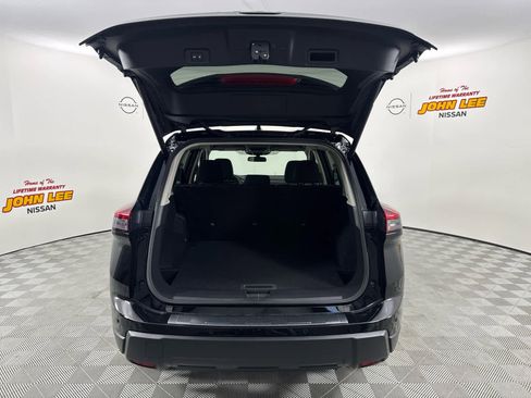 New 2026 Nissan Rogue SV image 5