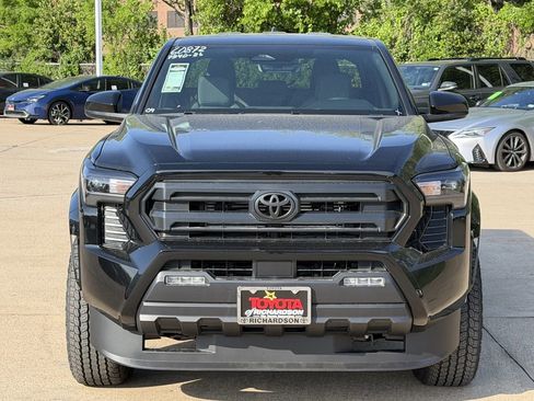 New 2026 Toyota Tacoma SR5 AWD/4WD image 8