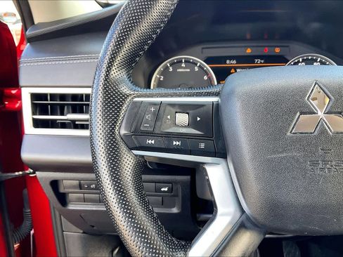 Used 2024 Mitsubishi Outlander SE FWD image 37