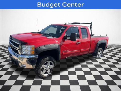 Used 2010 Chevrolet Silverado 2500 LT w/ Interior Plus Package AWD/4WD image 28