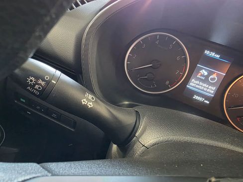 Used 2025 Nissan Sentra S w/ Trunk Package image 40