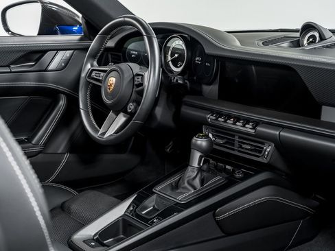 Used 2022 Porsche 911 GT3 image 32