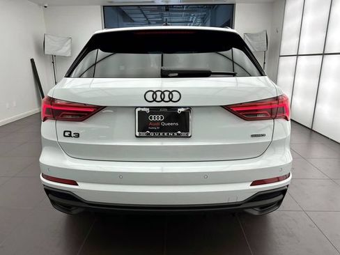 Used 2025 Audi Q3 2.0T Premium w/ Convenience Package AWD/4WD image 3