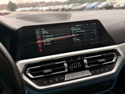 Used 2022 BMW M4 Competition w/ M Carbon Exterior Package image 47